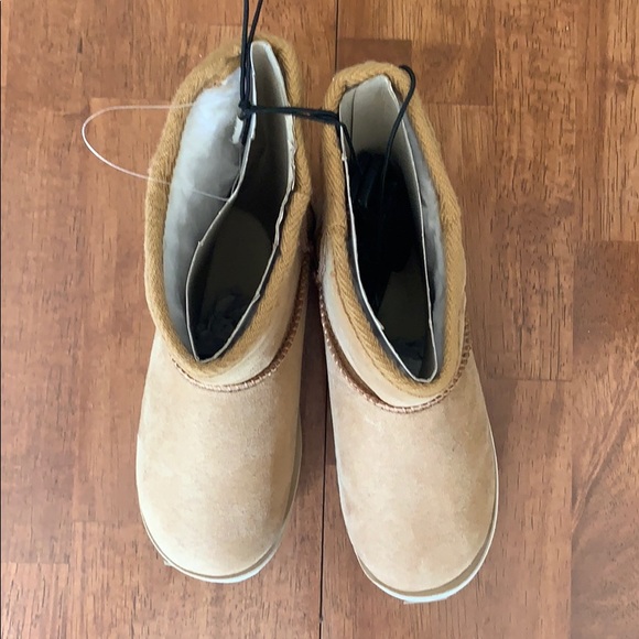 🇺🇸 3/$11 Must bundle any 3 🇺🇸 for discount - Picture 5 of 8